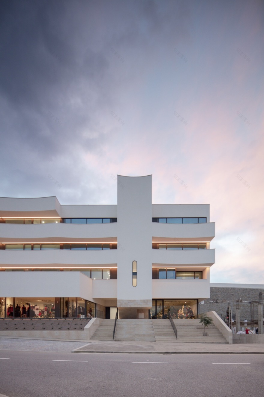 AURORA 10 住宅楼丨葡萄牙丨Tiago do Vale Architects-90