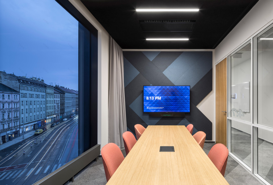 FEG Prague 总部办公室设计丨Studio Perspektiv-43
