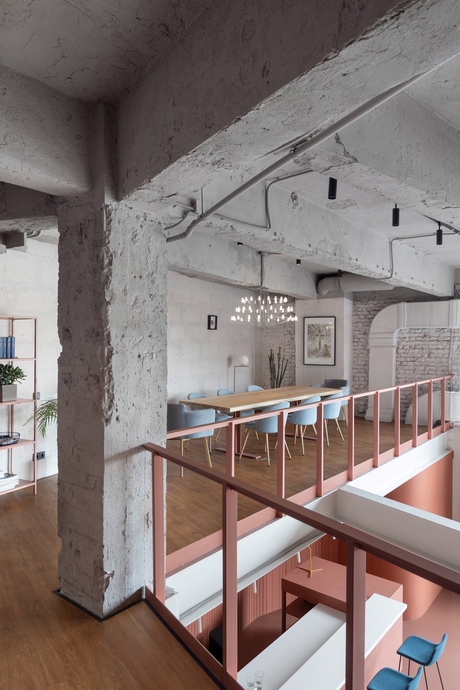 Дизайн интерьера лофта “Гостиная № 9” на “Хлебозаводе” | AD Magazine-12