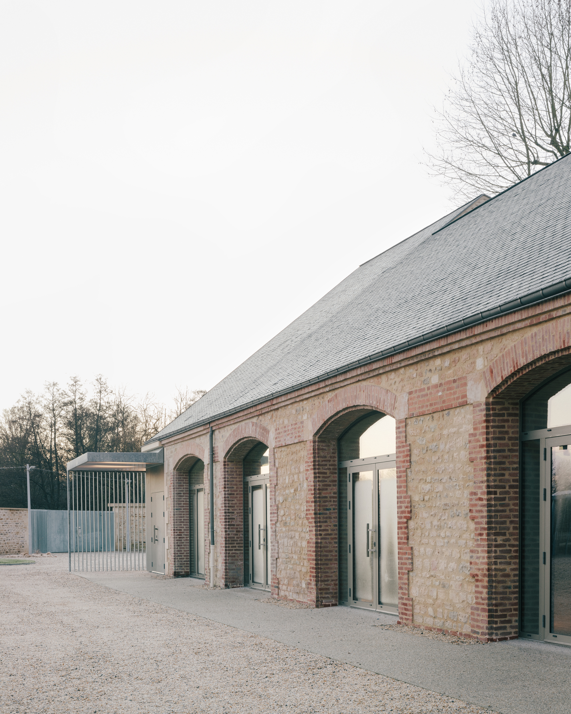 Rotation Workshops 多功能厅和协会大楼丨法国丨ACAU Architects-30