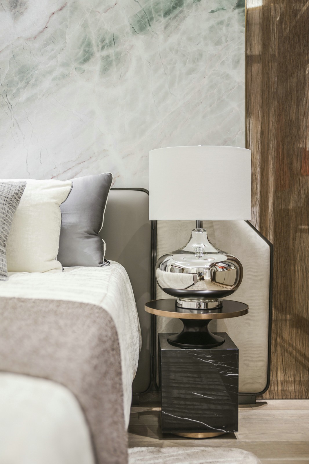 广东汕头142㎡现代雅奢样板间  香港方黄设计-16