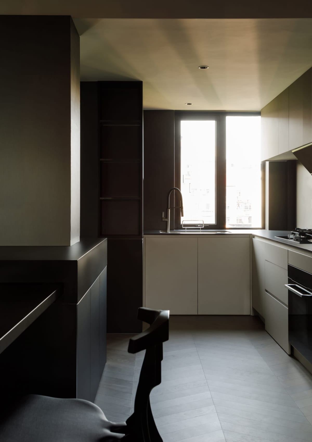 洄游趣味,醉于沉浸式黑白 · 赫设计-31