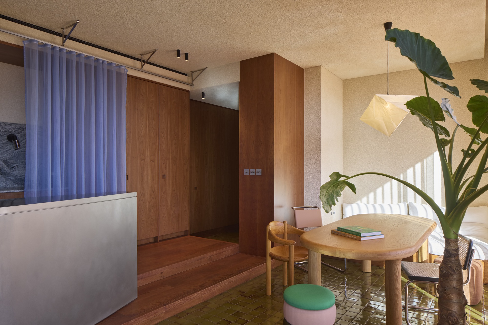 平层丨阿联酋迪拜丨BONE-16