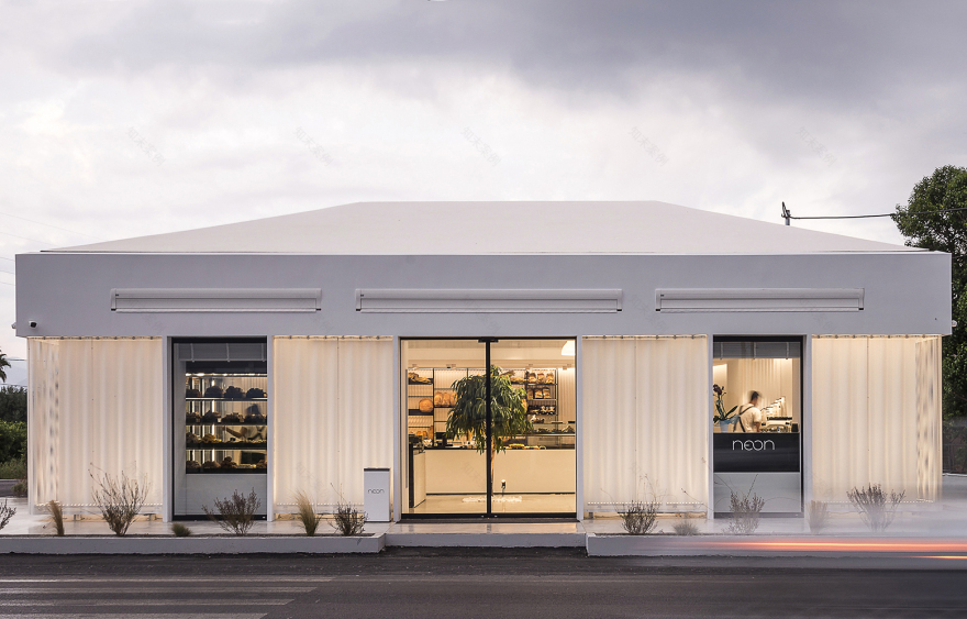 Neon Bakery & Coffee / Studio 2Pi Architecture-25