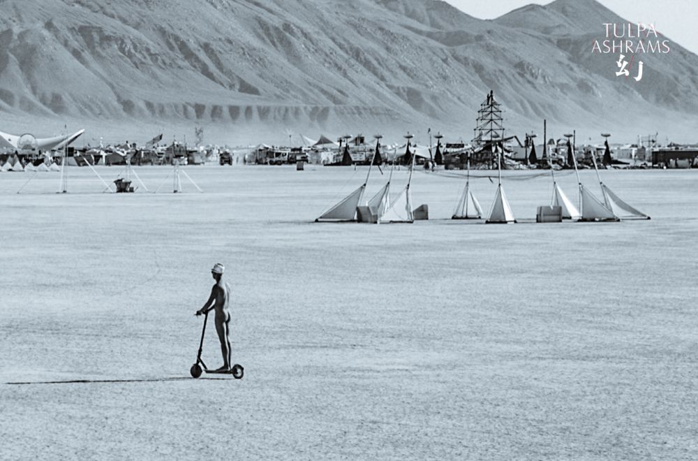 《幻·Tulpa Ashrams》 | 穿越乌托邦废墟的中国艺术之光-303