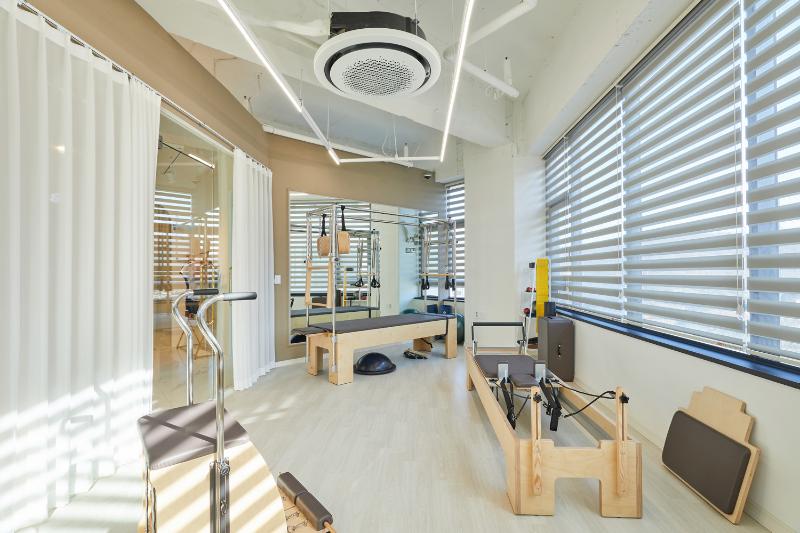 现代简约风 63 坪美式健身中心设计-13