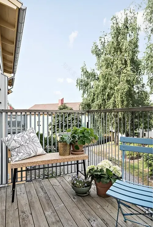 瑞典家庭复式公寓的简约之美-17