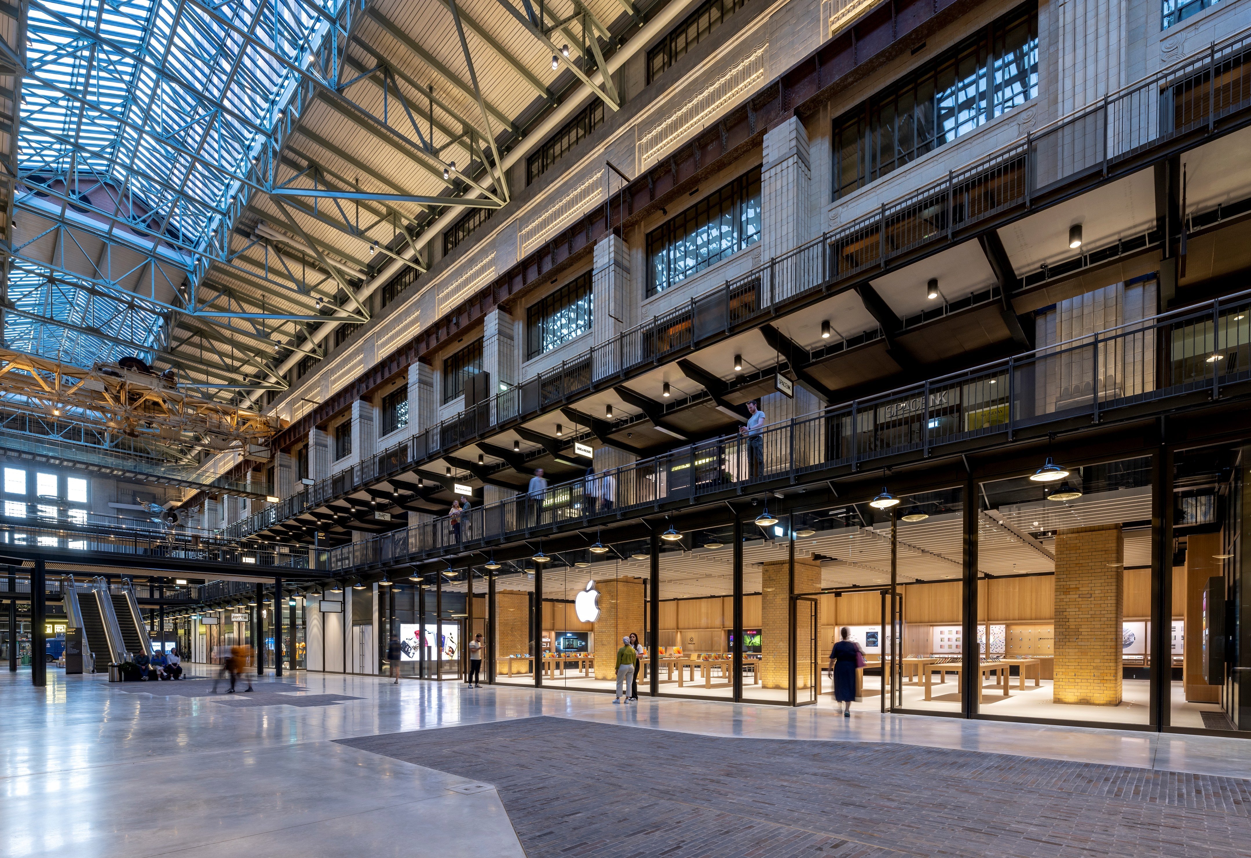 苹果巴特西店丨英国伦敦丨Foster + Partners-1