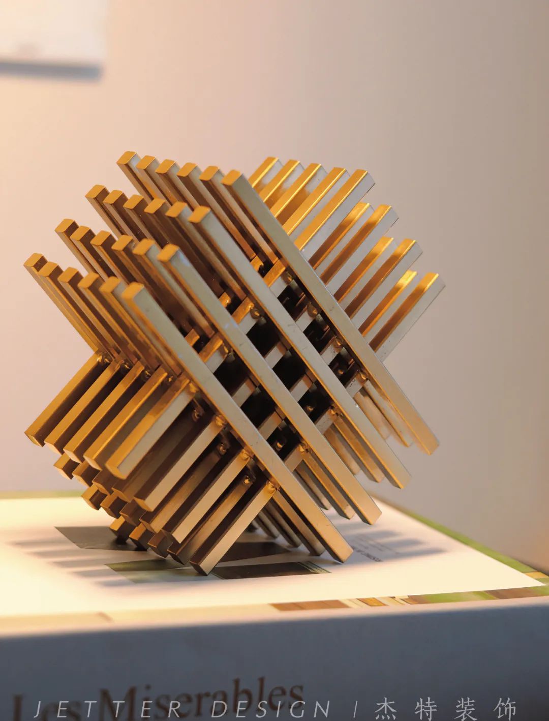 三代同堂的现代简约家居设计-48