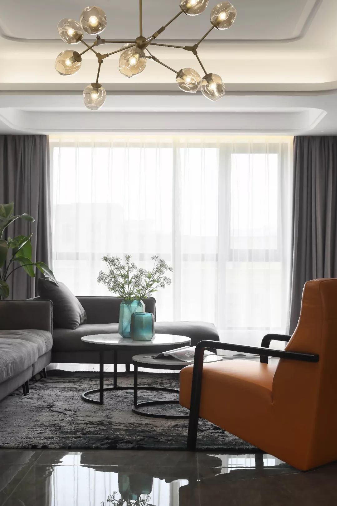 宁波 90 后小夫妻的现代简约暗系家居-22