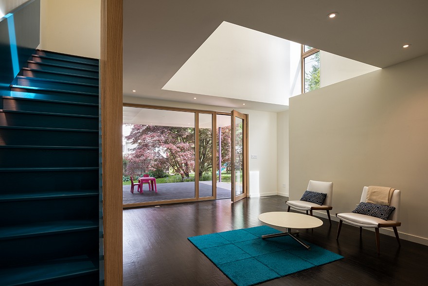 Contemporary Box-Shaped Extension for a Bungalow Home in Maryland-15