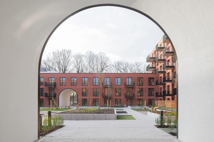 德国汉堡 Pergolenviertel 住宅综合体-8