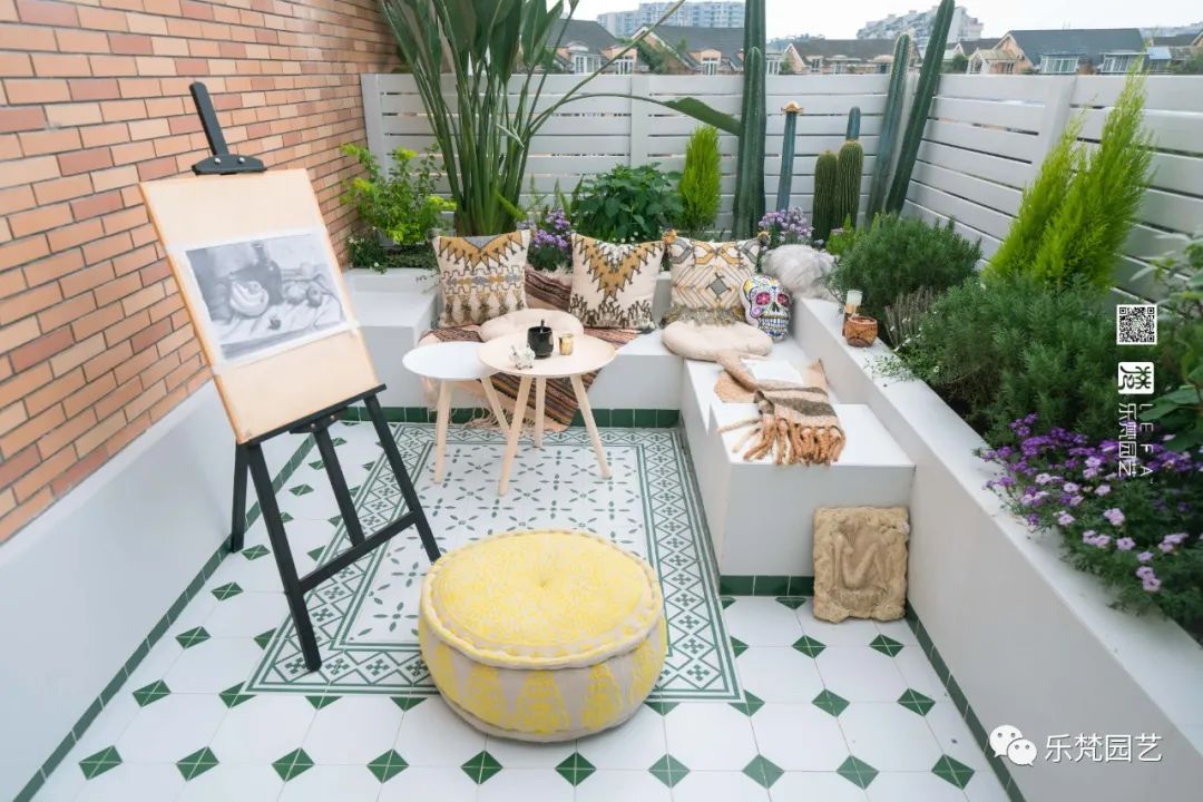 媚媚猫咪的摩洛哥阳台花园丨乐梵园艺-24