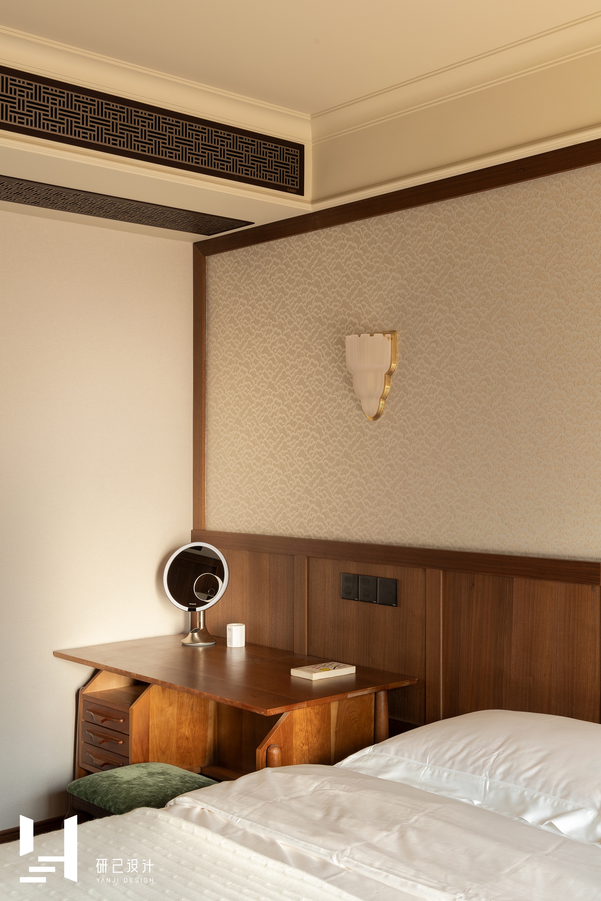 研己实景 · 中式的另一种可能性,150平华丽的复古东方之家丨中国芜湖丨研己设计-29