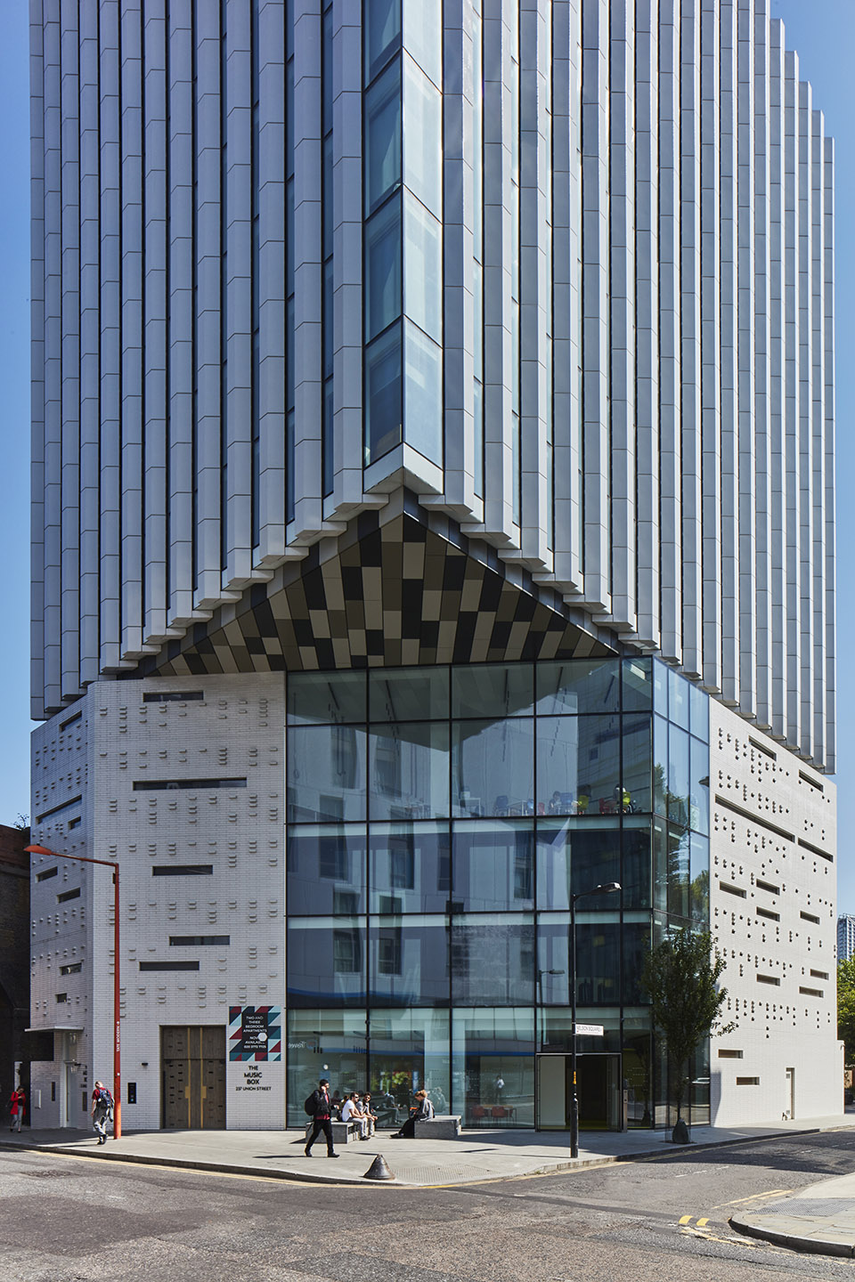 英国 The Music Bo· 当代媒体学院大楼丨SPPARC Studio-14