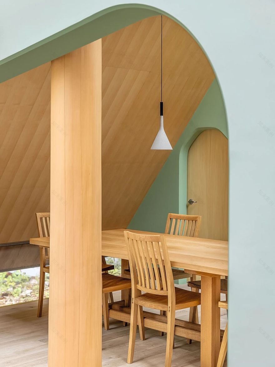 轻井泽周末家庭度假别墅丨日本丨三井岭-16