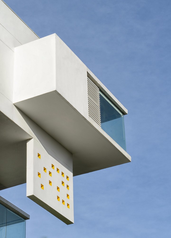 Spacefiction Studio 隐私与公开空间的“度”：Never-Apart-ment 住宅-8