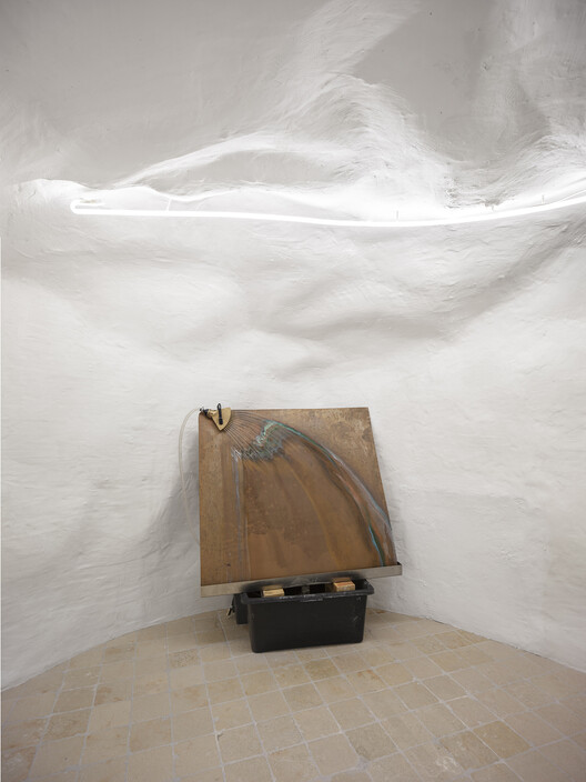 瑞士 Le Chenit 展厅设计丨BUREAU-21