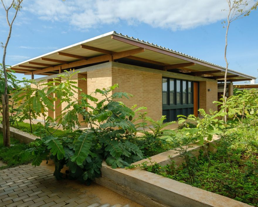 Fazenda Canuanã School Staff Village / Rosenbaum + Terra e Tuma Arquitetos Associados-17