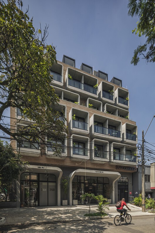 哥伦比亚 Medellín 地标酒店丨Plan:b arquitectos-27