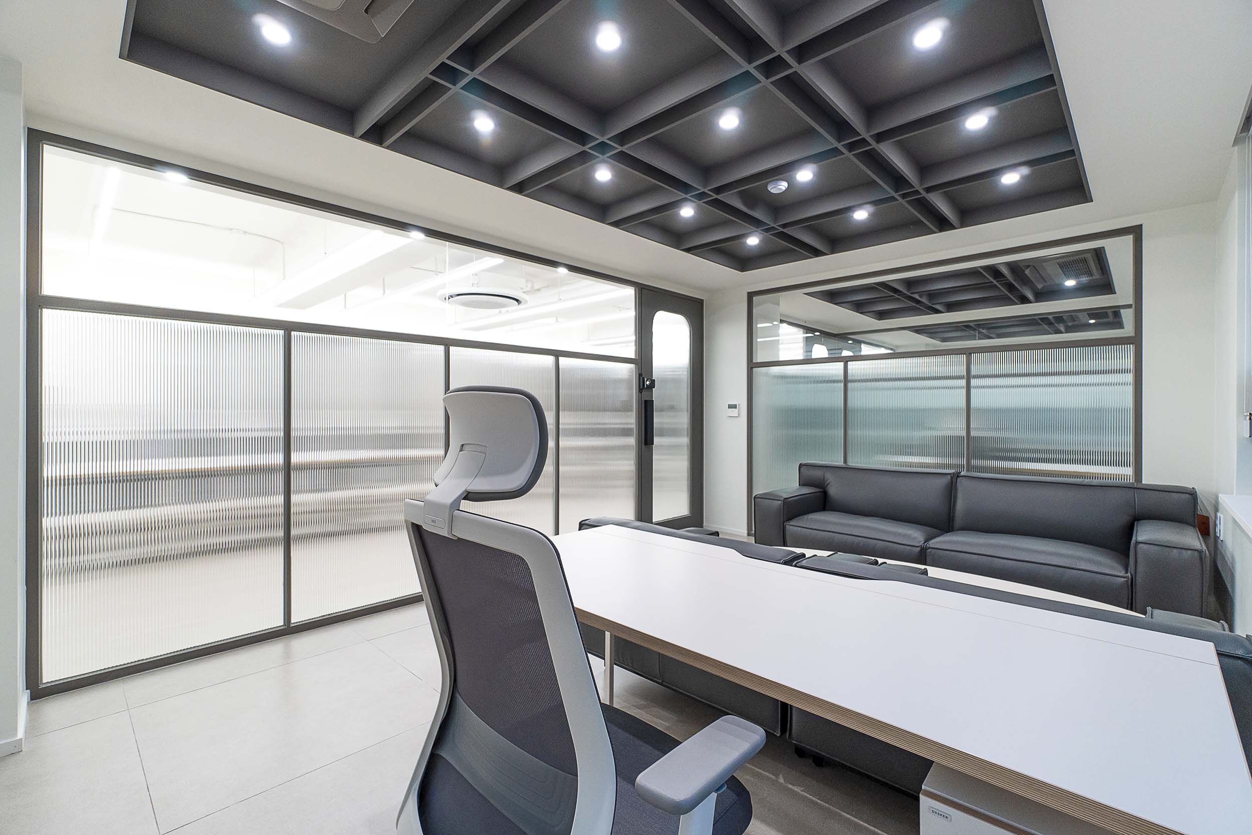 简约现代 50 平江南共享办公空间设计-9