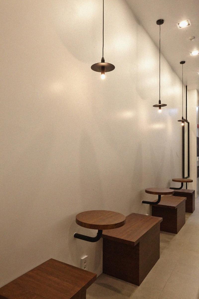 简约清新 8 坪咖啡厅，诠释 white&wood 风格-5