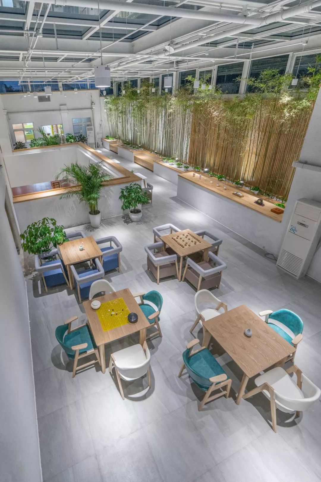 焕发生机的养老公寓-23