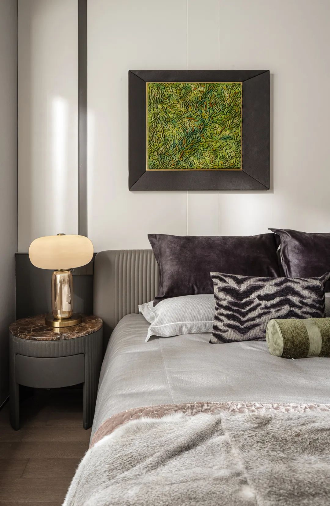 中天·翡丽雅境样板房项目丨中国乌鲁木齐丨杭州辉景室内设计有限公司(硬装),杭州美致家居设计有限公司(软装)-13