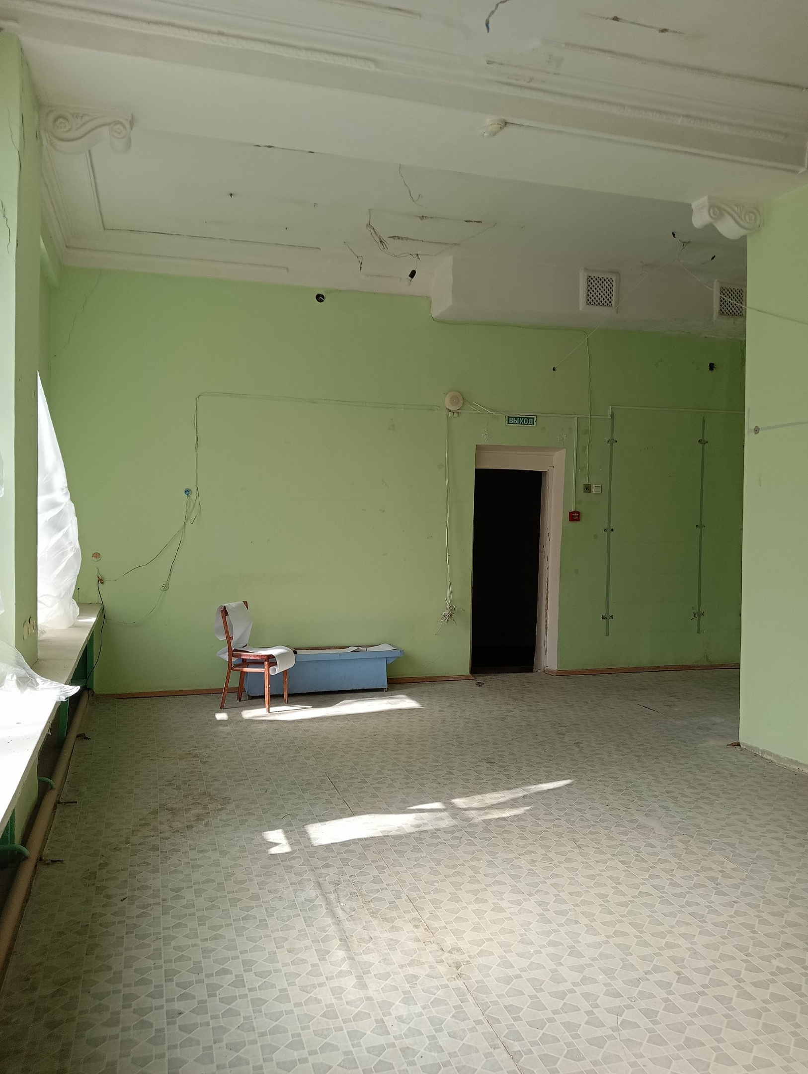 俄罗斯伏尔加斯基的共享办公空间设计-11