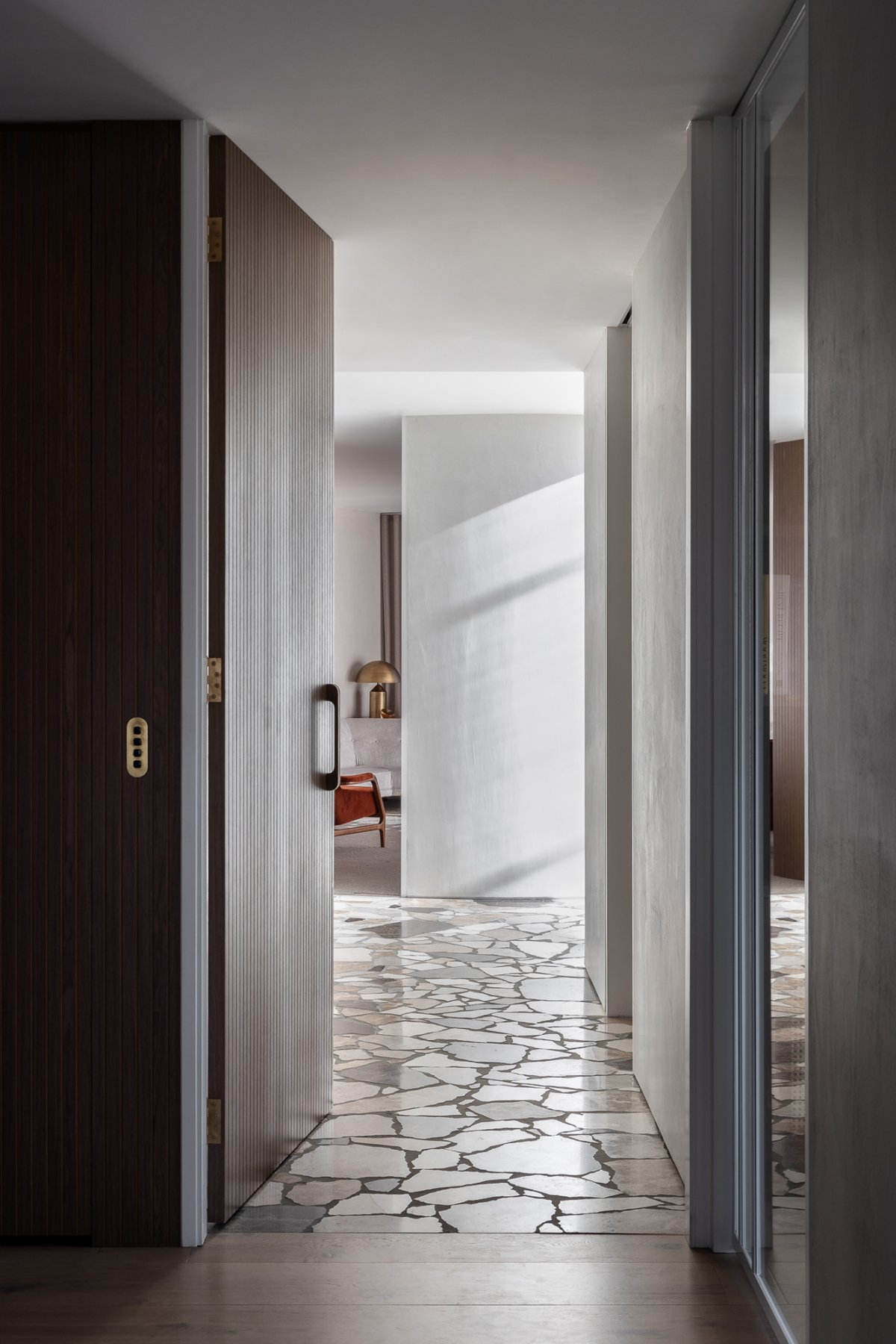 墨尔本 Balmoral Mid Century | 温柔修复的中世纪现代住宅-20