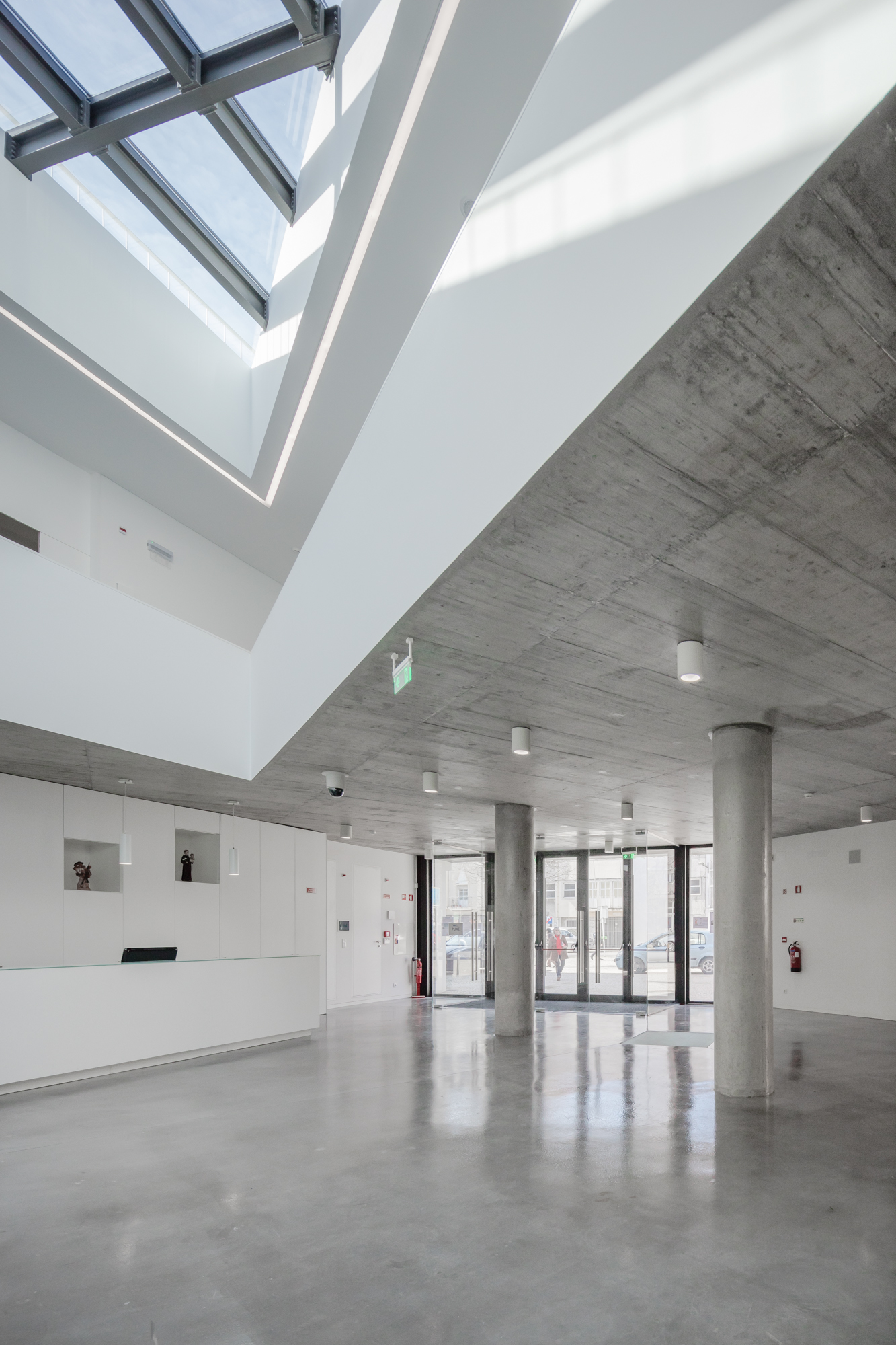 田园牧歌,莫什卡维迪的宗教中心,葡萄牙 / Plano Humano Arquitectos-84