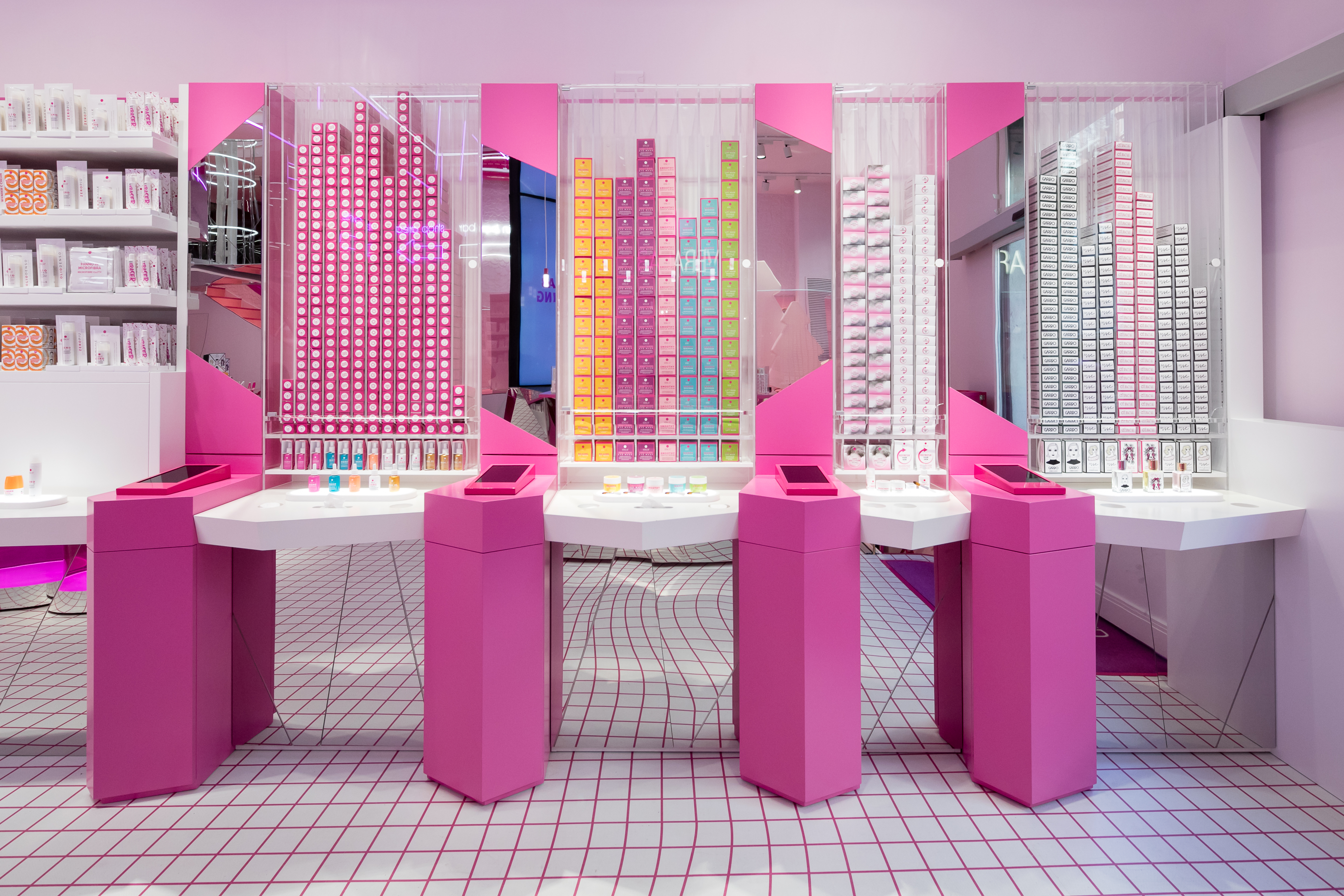 米兰首家 Veralab 旗舰店-0