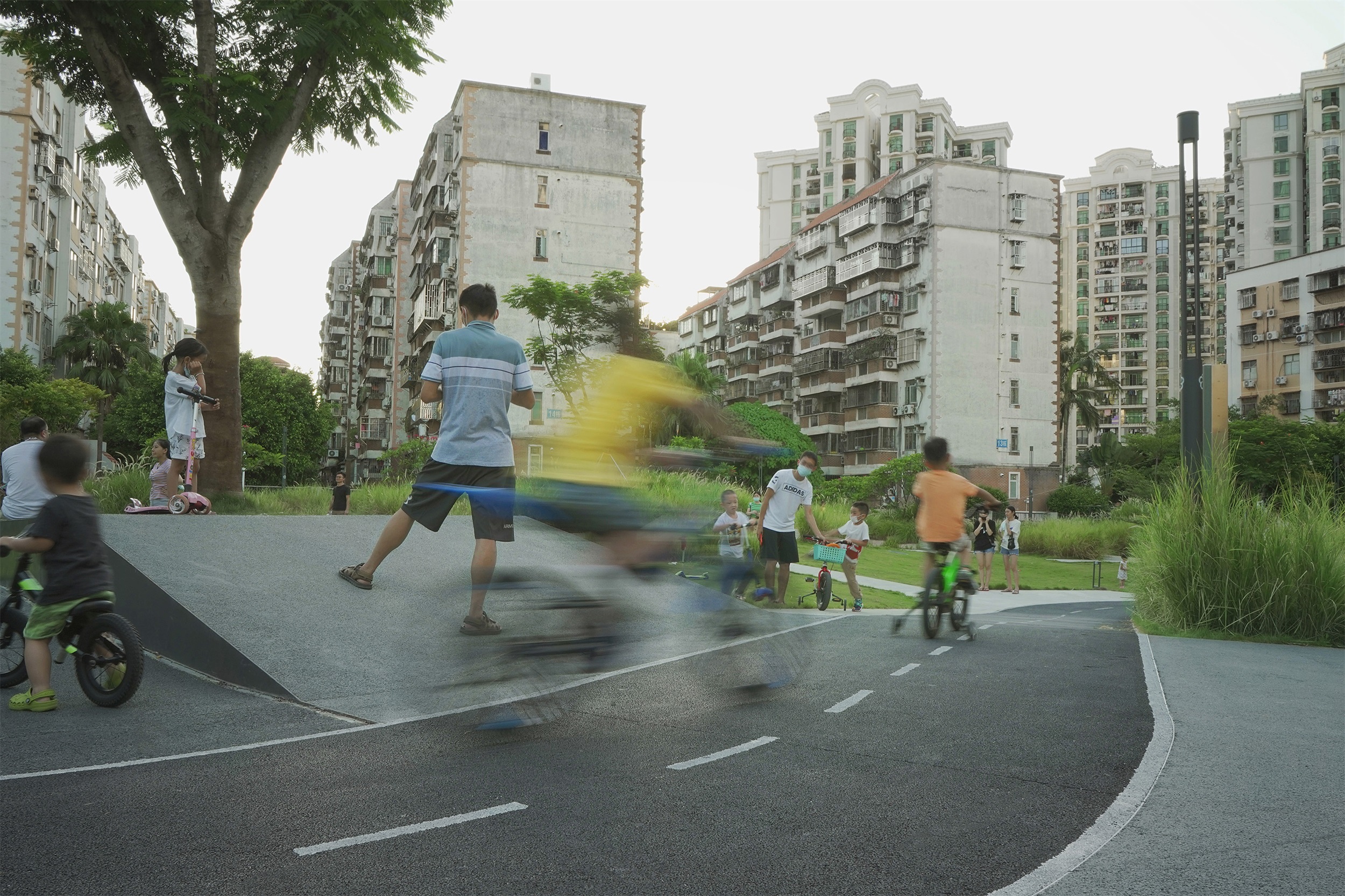 废弃地重生 · 深圳梅丰社区公园激活社区生活丨深圳自组空间-76