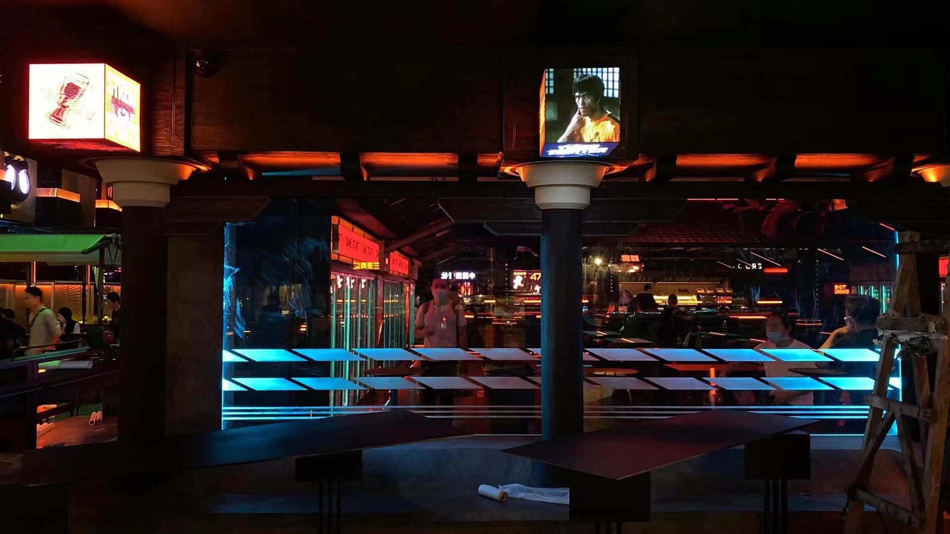 堂口  成都太古里 Mojo&Oway Vidlux Coming soon-4