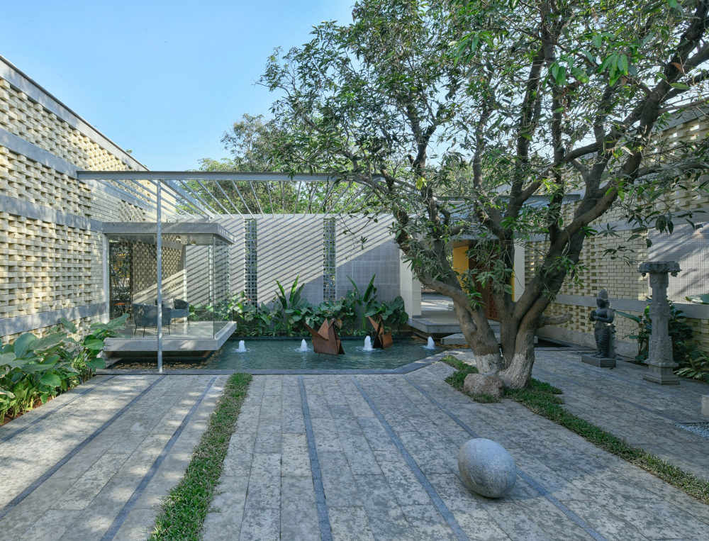 砖面具的房子 · 印度 Hyderabad 的退休住宅设计丨Baba Sashank,Vindhya Guduru-33