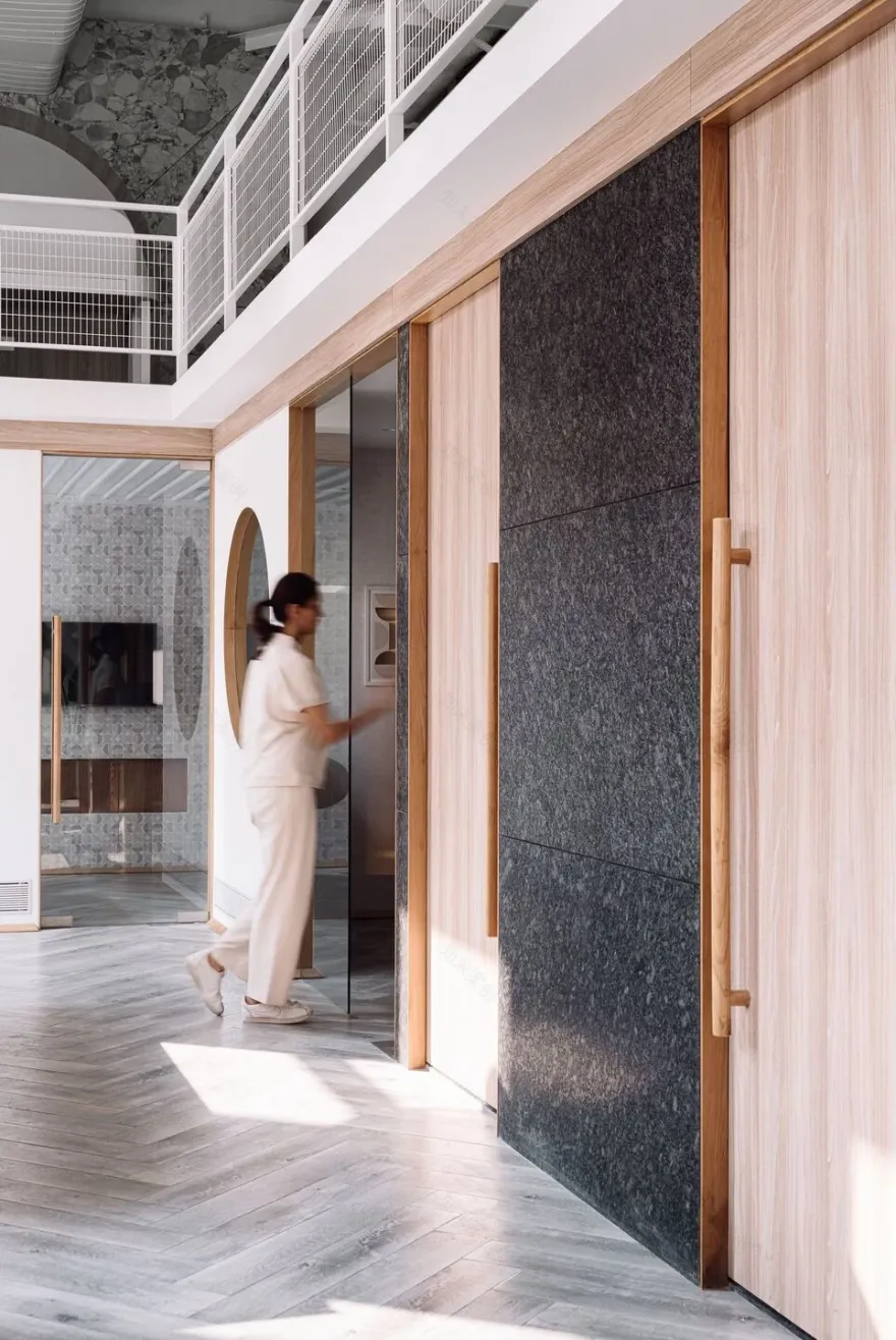 半弧办公室丨印度加尔各答丨Spaces & Design-29