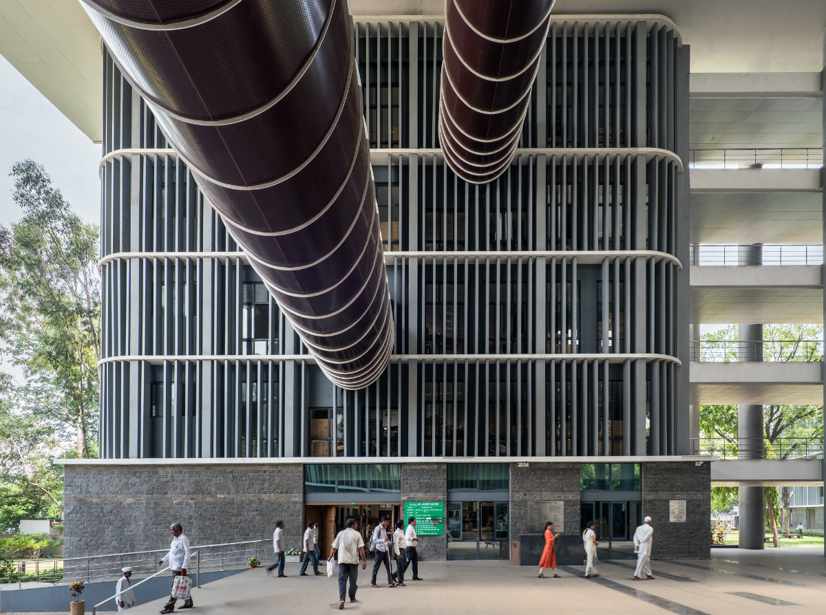 Collector 办公室，取代旧集群的新型办公  Sunil Patil And Associates-11