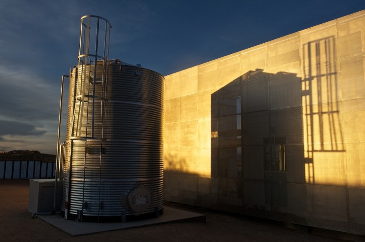 First Shipping Container House in Mojave Desert by Ecotech Design-17