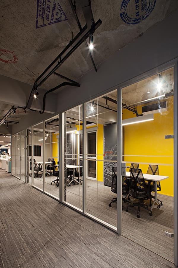 巴西 Traveland 旅游公司办公室 | 创意设计展现旅行魅力-13