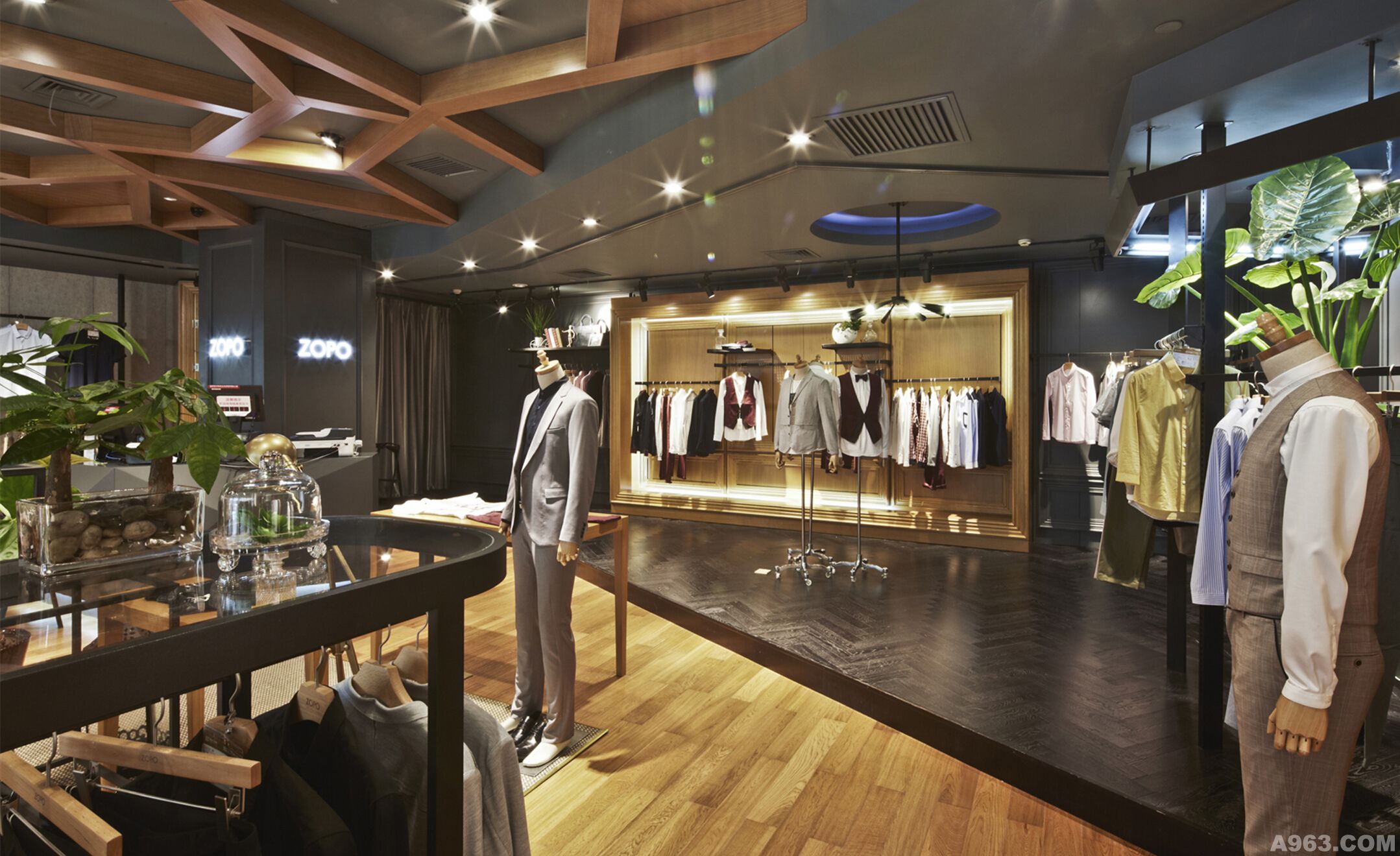 男装ZOPO杭州分店零售专卖店设计实景完工案例-1