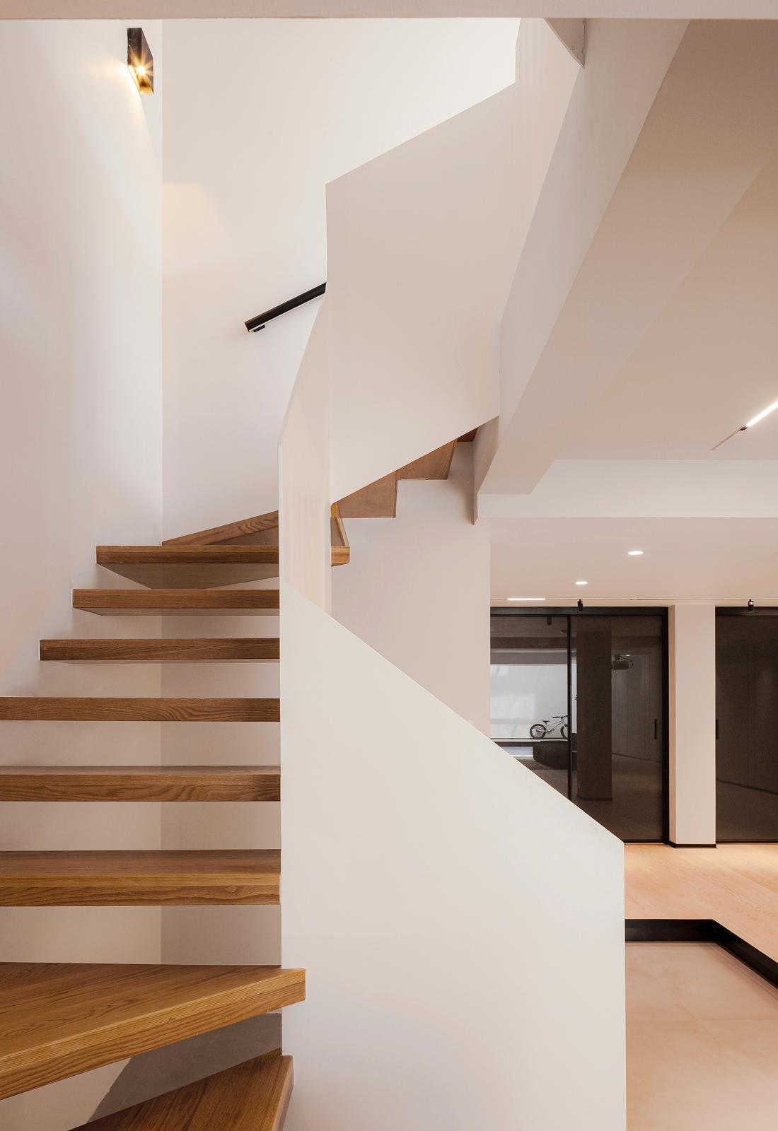 上海极简别墅设计丨中国上海丨XXX-17