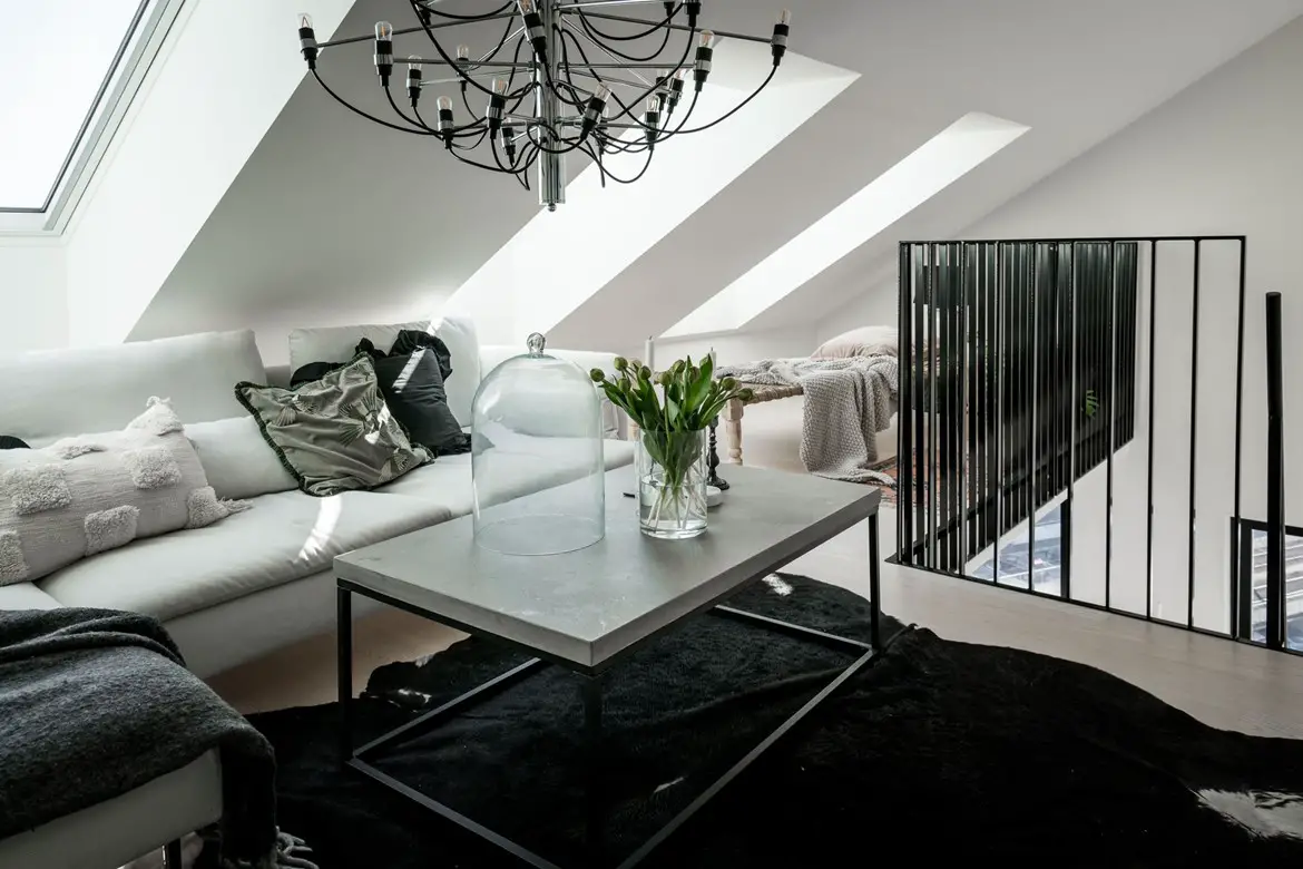 现代公寓挑高设计，充分利用空间打造梦想居所-16