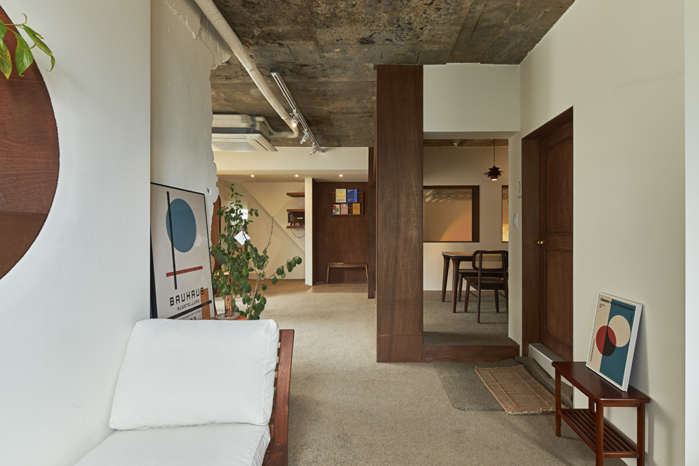 白色&木质，36 平米小空间的极致改造-16