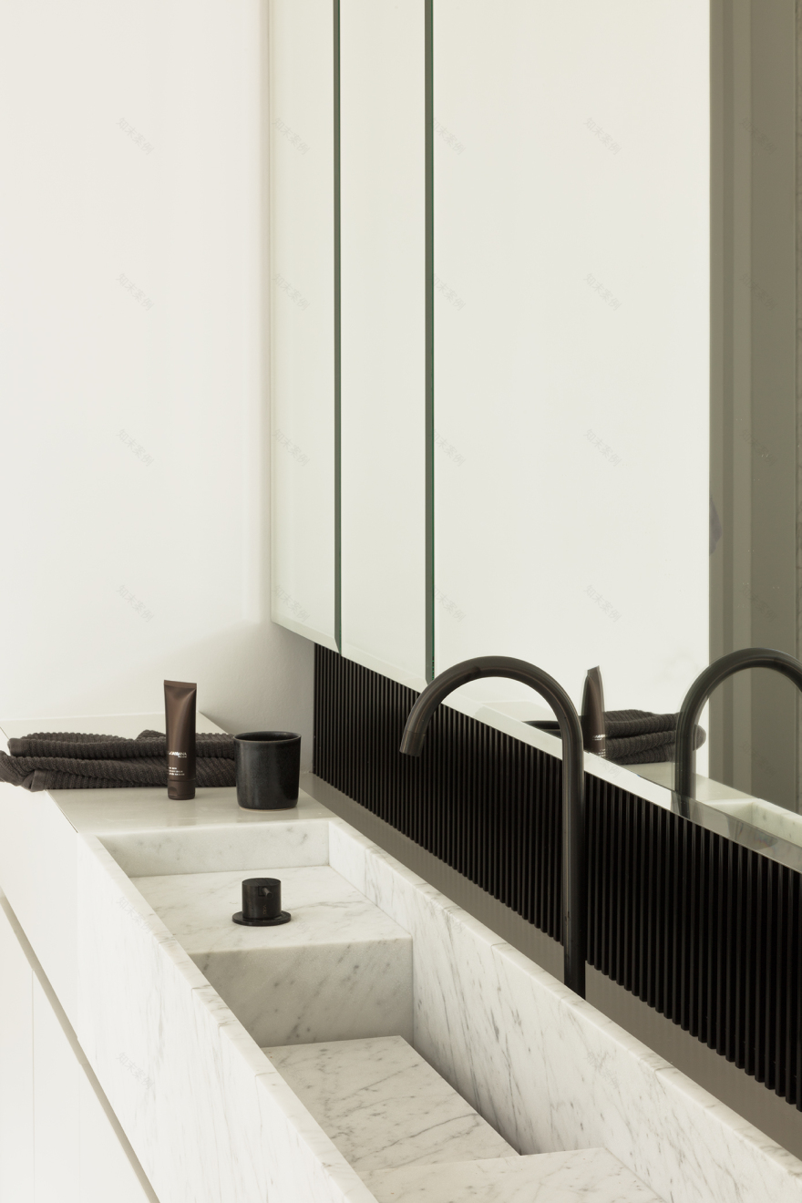 联排别墅市中心区丨保加利亚鲁塞丨JUMA architects-47