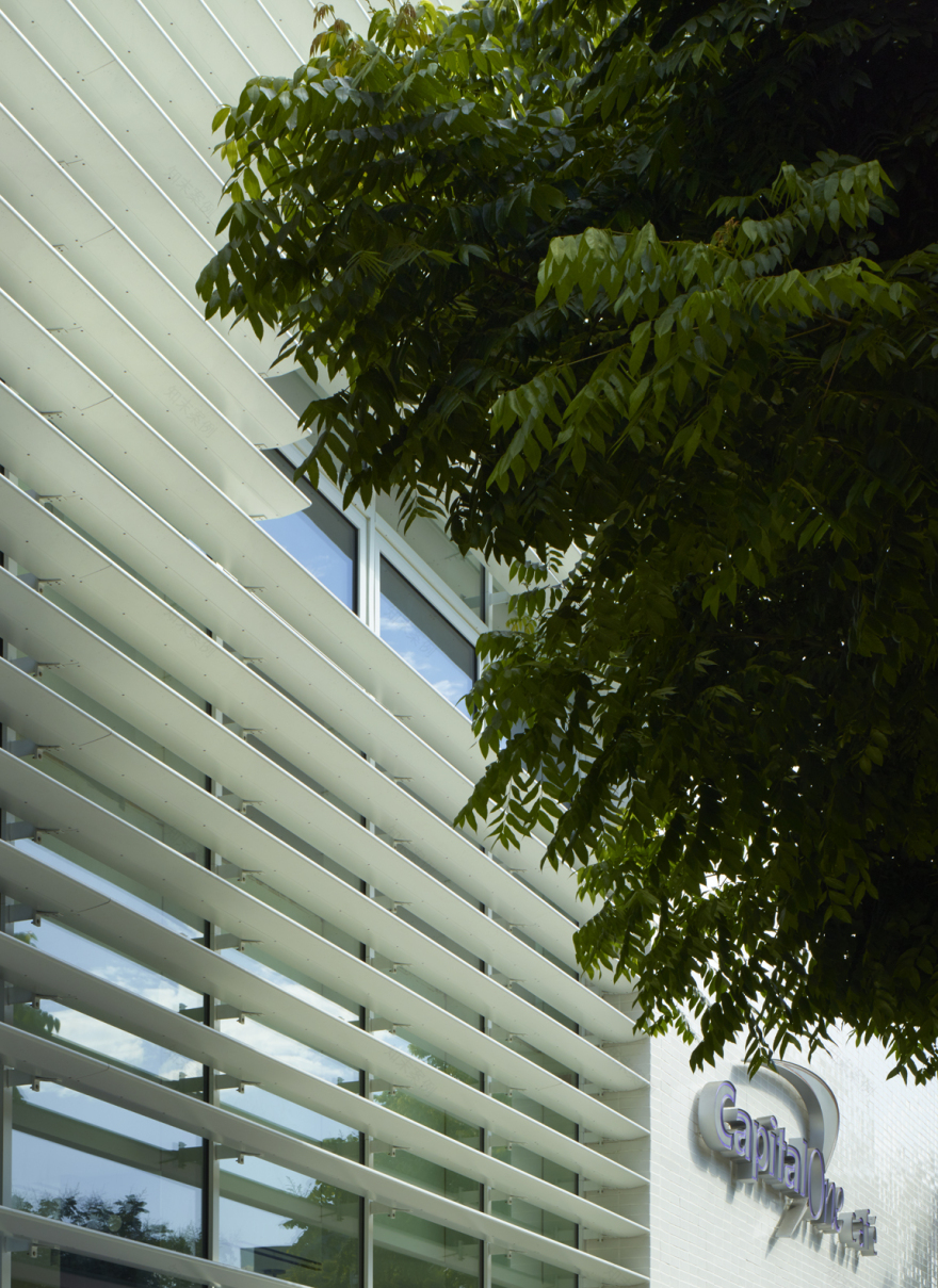 第一资本银行和咖啡馆-15