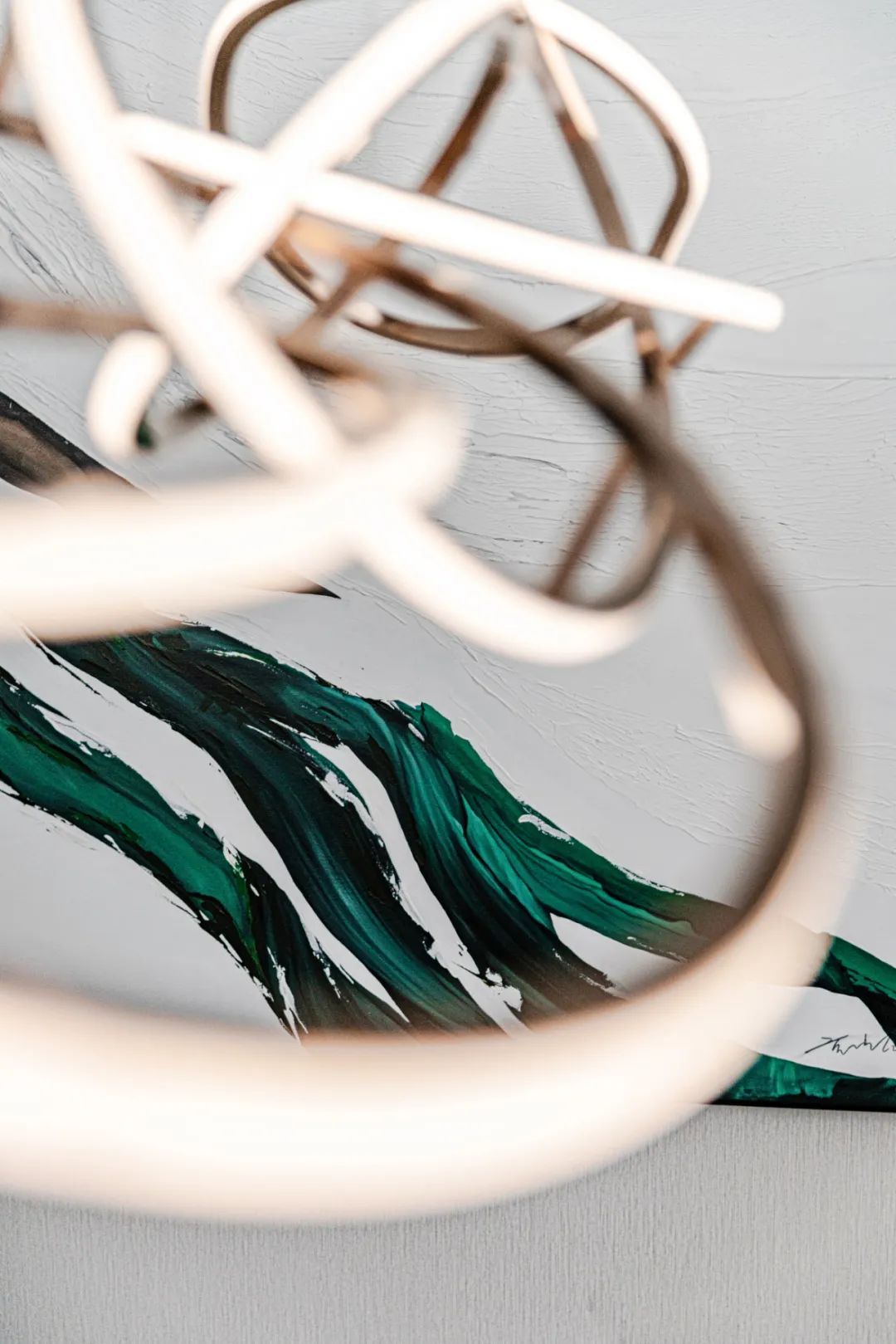 杭州滨江海威天地 Loft 样板间 | 现代主义美学典范-4