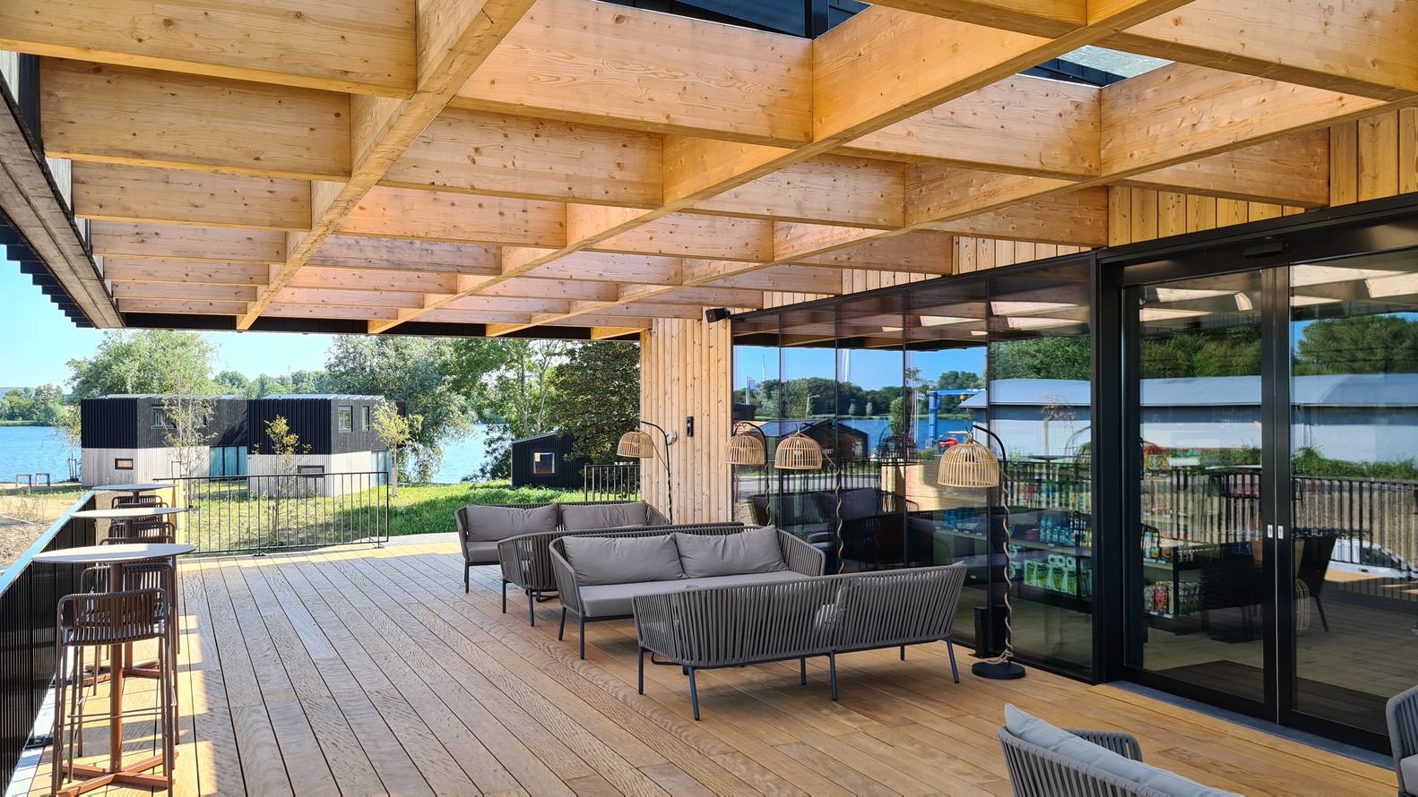 荷兰 MFA 湖边建筑 Brielle 酒店-12