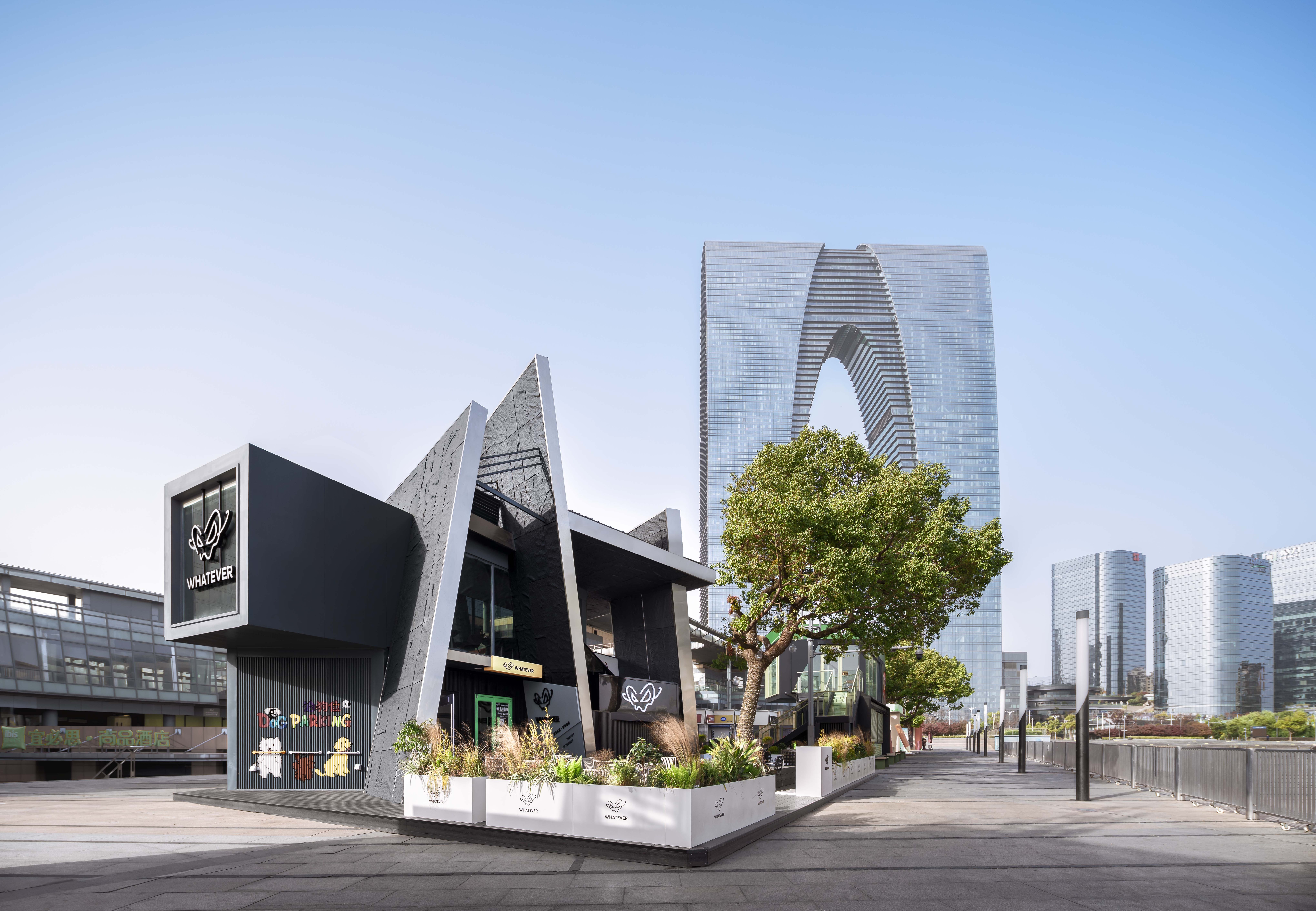 Whatever 咖啡苏州湖滨新天地店丨中国苏州丨平介设计-24