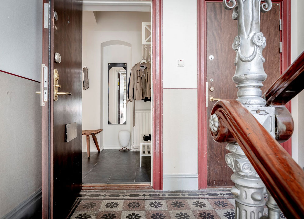 色彩斑斓的瑞典公寓 | 现代艺术装点生活空间-30