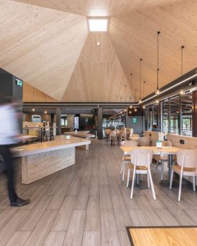 Brisa A1 Mealhada 高速服务区室内设计丨葡萄牙丨GSS arquitectos